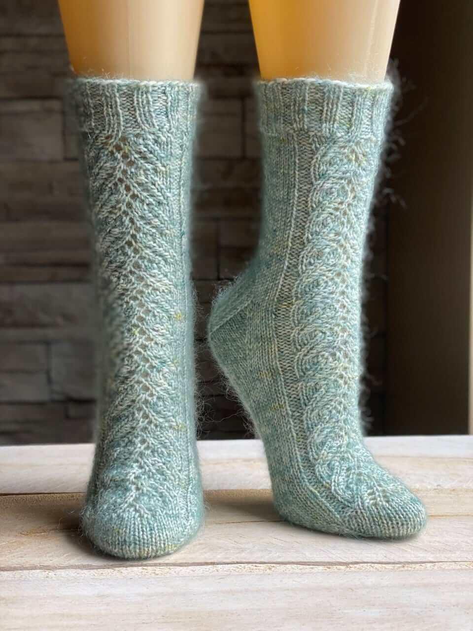 CLOUD 9 Free Knitting Socks Pattern