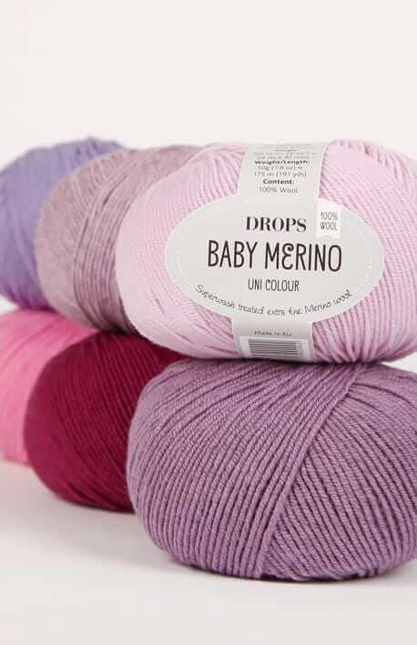 Drops Baby Merino - Couleur: Blanc 1, Naturel 2, Jaune clair 3, Jaune 4, Rose clair 5, Rose 7 (Disc), Fushia 8, Turquoise clair 10 (Disc), Bleu glacier 11, Bleu marine 13, Mauve 14 (Disc), Mauve clair 15 (Disc), Rouge 16, Beige 17, Brun 18 (Disc), Gris 19, Gris foncé 20, Noir 21, Gris clair 22, Beige clair 23, Bleu ciel clair 24, Lavande 25, Vieux rose clair 26, Vieux rose 27, Bleu 30, Vert vif 31 (Disc), Turquoise 32, Bleu électrique 33, Bruyère 34, Violet 35 (Disc), Orange 36, Lavande clair 37, Olive 38,