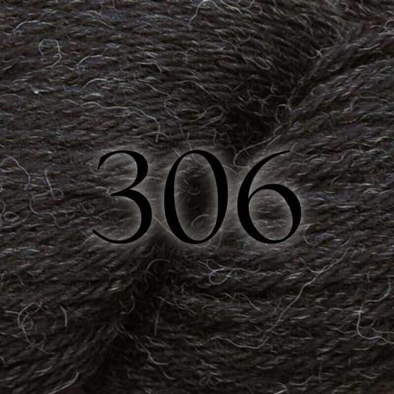 Highland Alpaca Worsted - Estelle - Color: 306 - Black