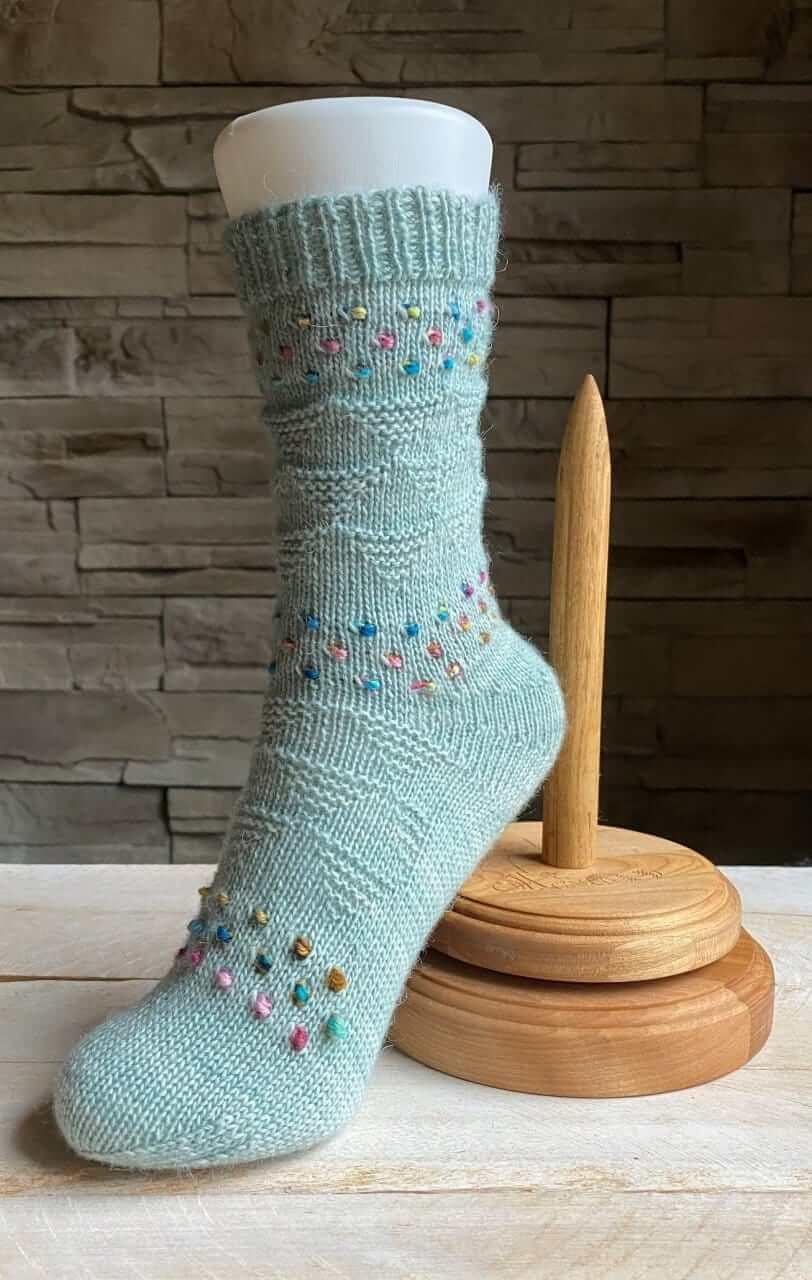 Finish Line Knitting Kit - Les Laines Biscotte Yarns