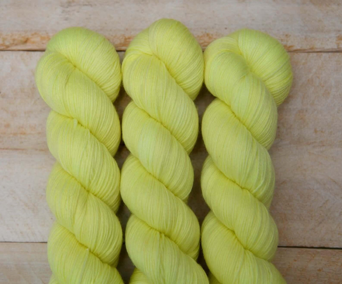 Hand-dyed Sock Yarn - BIS-SOCK MERINGUE CITRON