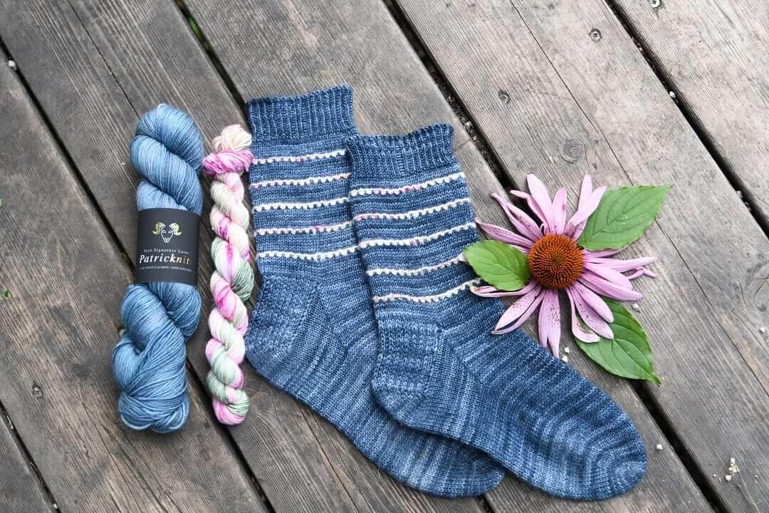 Mini Bobble Sock Kit à Tricoter - Les Laines Biscotte Yarns