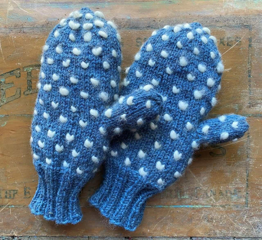 Thrummed mittens free pattern & knitting tutorial