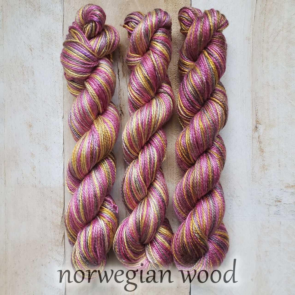 Hand-dyed yarn made of silk & Seacell ALGUA MARINA NORWEIGIAN WOOD