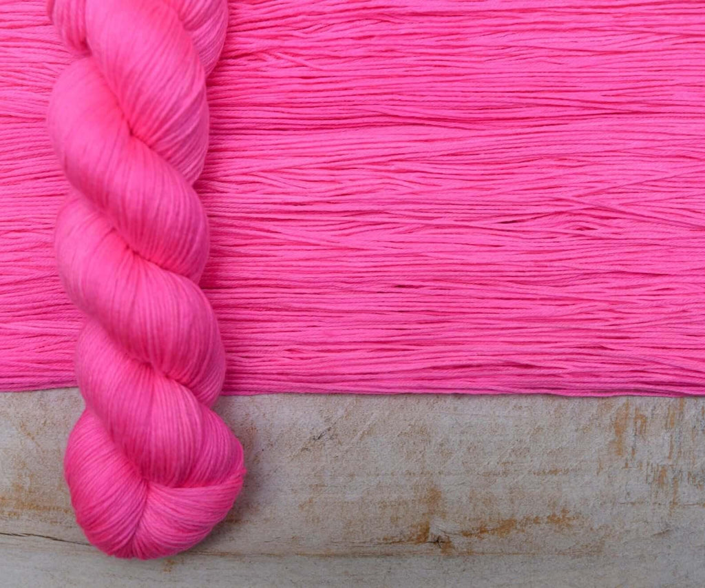 Hand-dyed Sock Yarn - BIS-SOCK ROSE NÉON