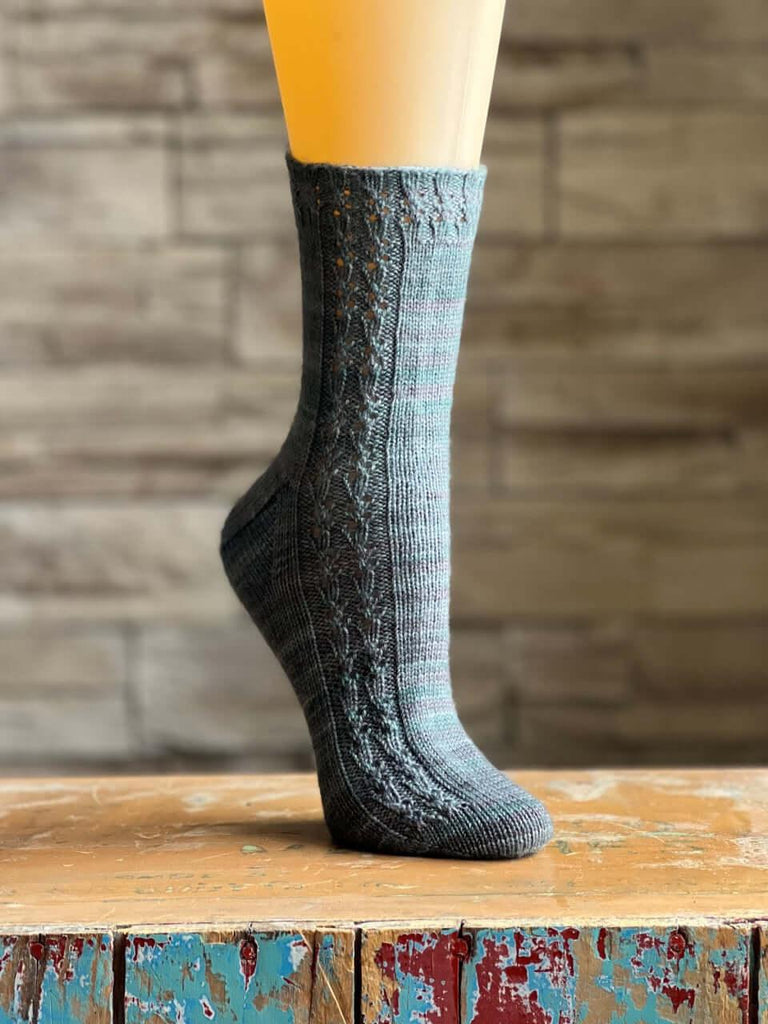 Sunday Best - Free sock pattern